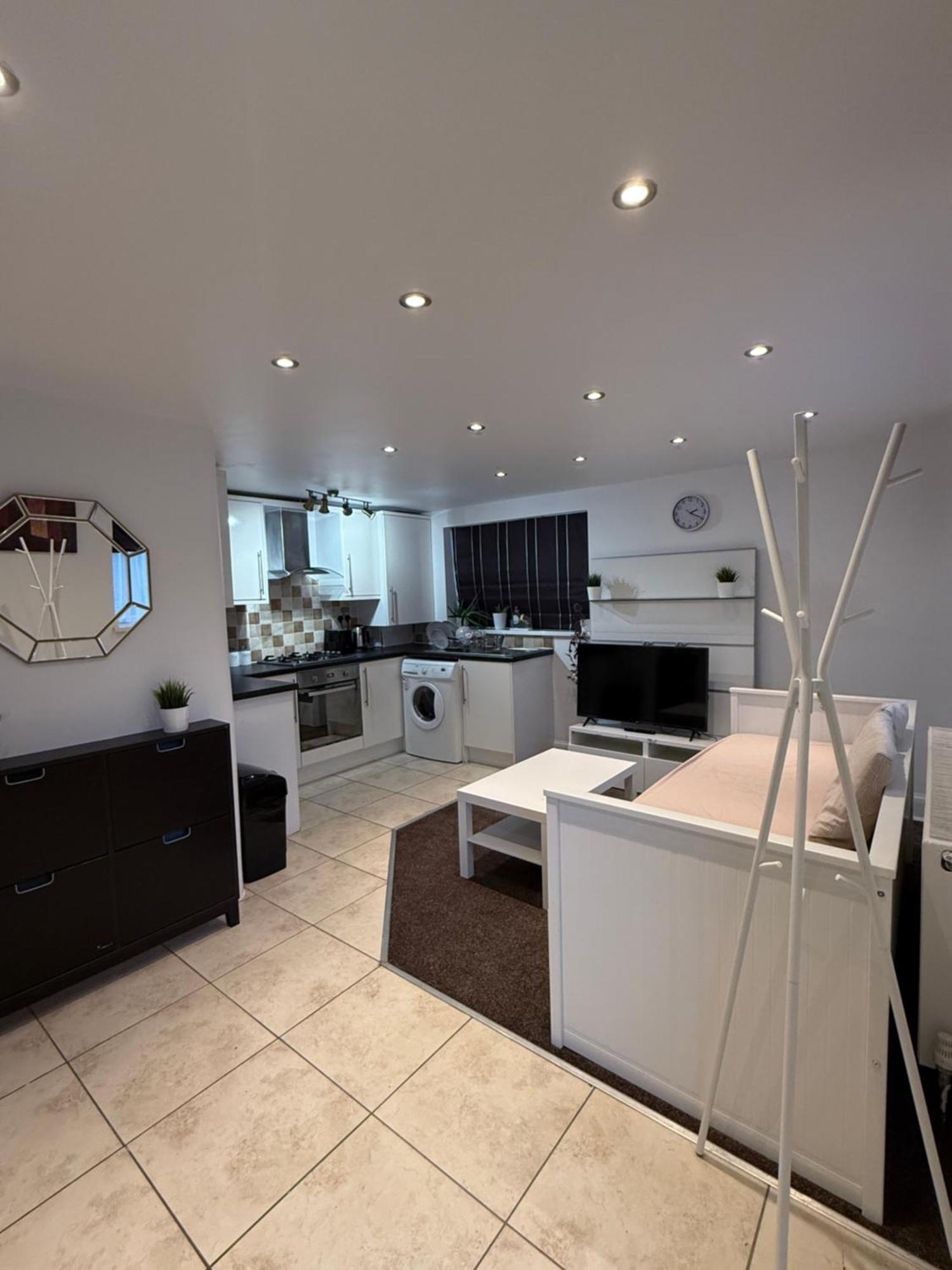 Cosy Guest Suite, West London 豪士罗 外观 照片