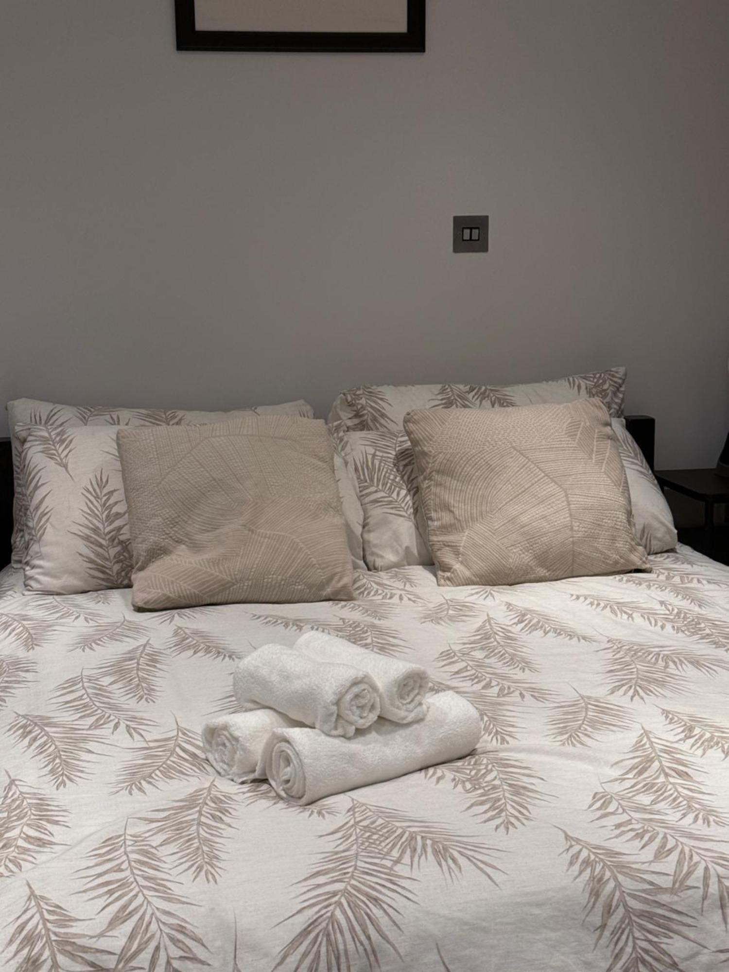 Cosy Guest Suite, West London 豪士罗 外观 照片